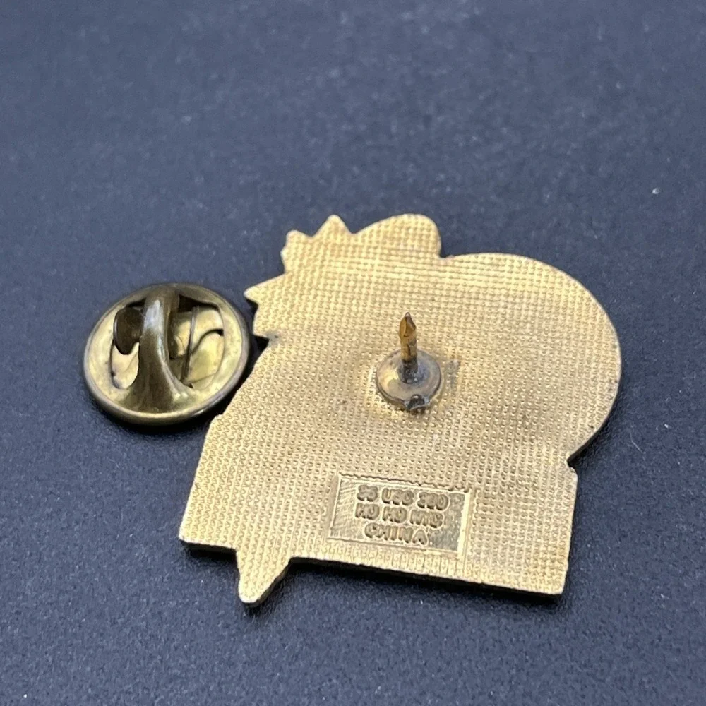 Team USA Olympics Busch Gardens Tampa Bay Florida Parrot Bird Lapel‎ Hat Pin